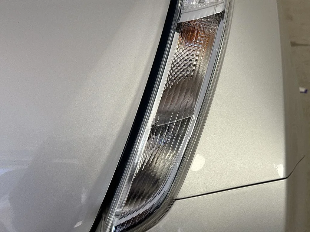 Used 2014 Brilliant Silver Nissan SL image 32
