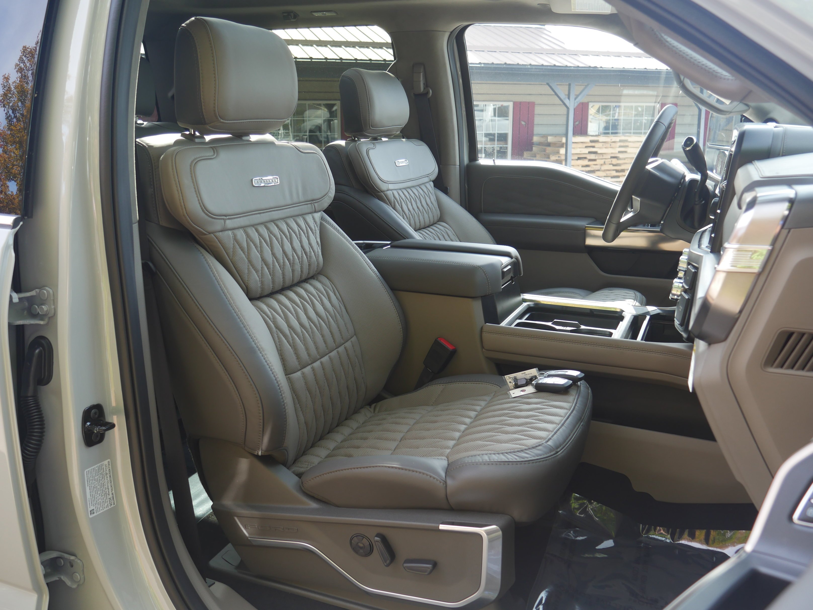New 2026 Avalanche Ford F-350® Platinum® image 34