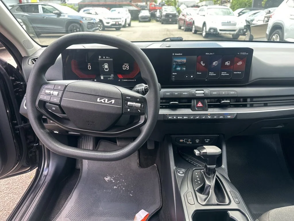 Used 2025 Black Kia LXS image 24