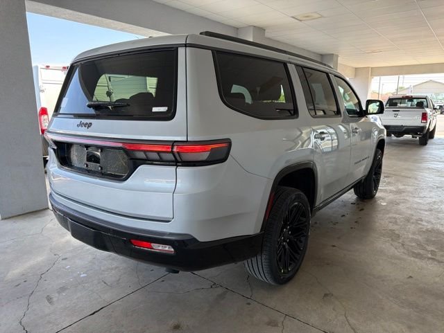 New 2026 Silver Zynith Jeep Limited Reserve image 9