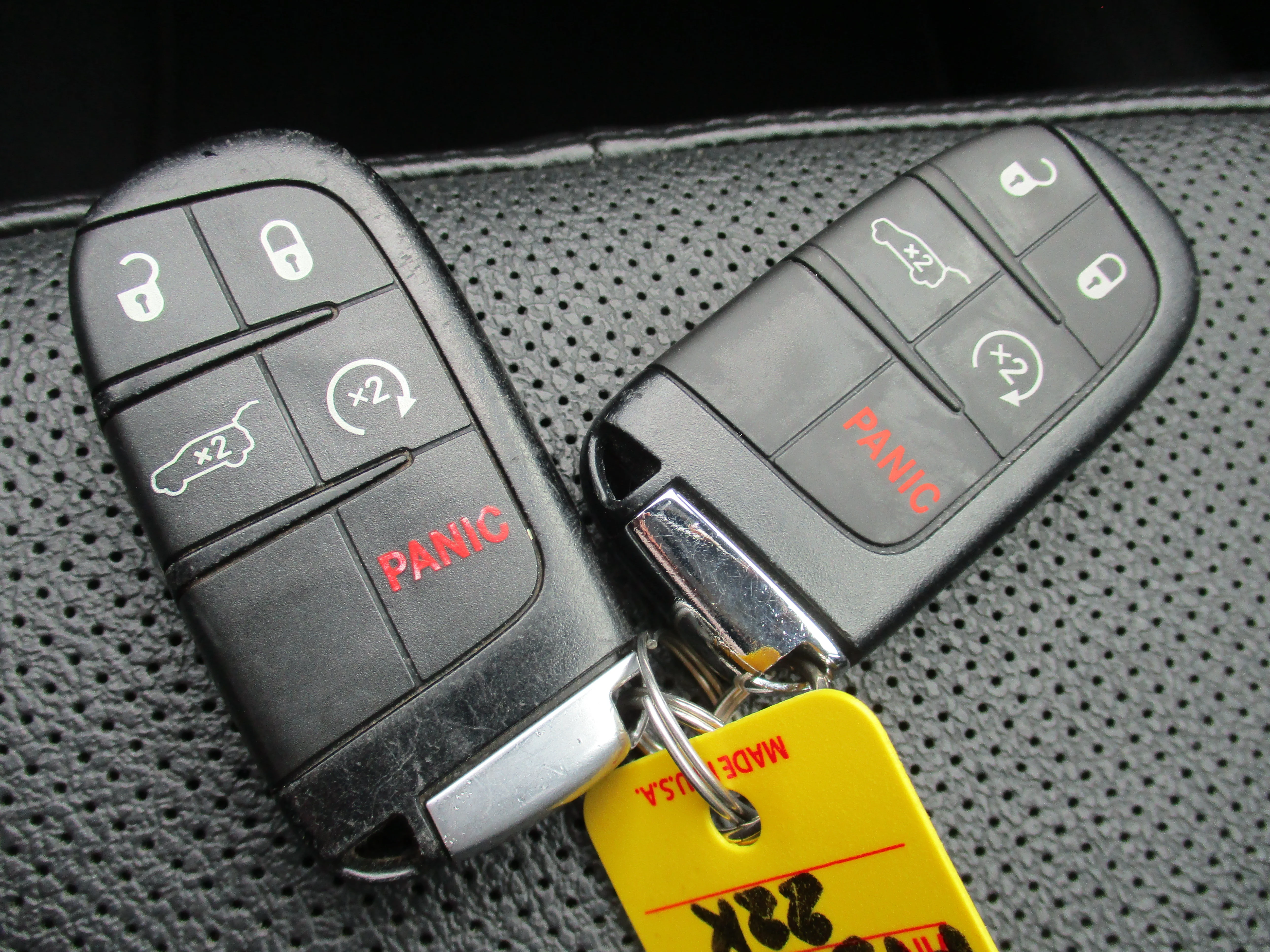Used 2023 Granite Crystal Metallic Clearcoat Jeep Limited image 55