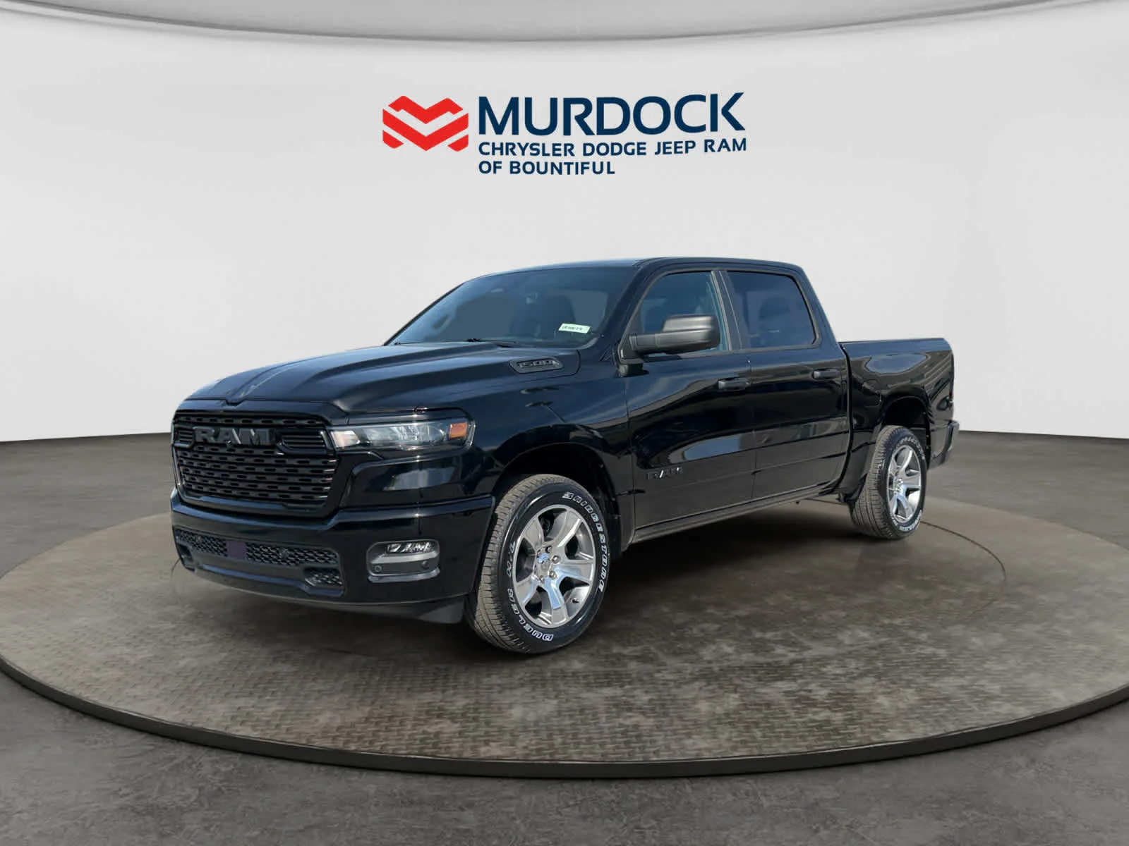 2026 RAM 1500 Express 4x4 Crew Cab 5'7's photo