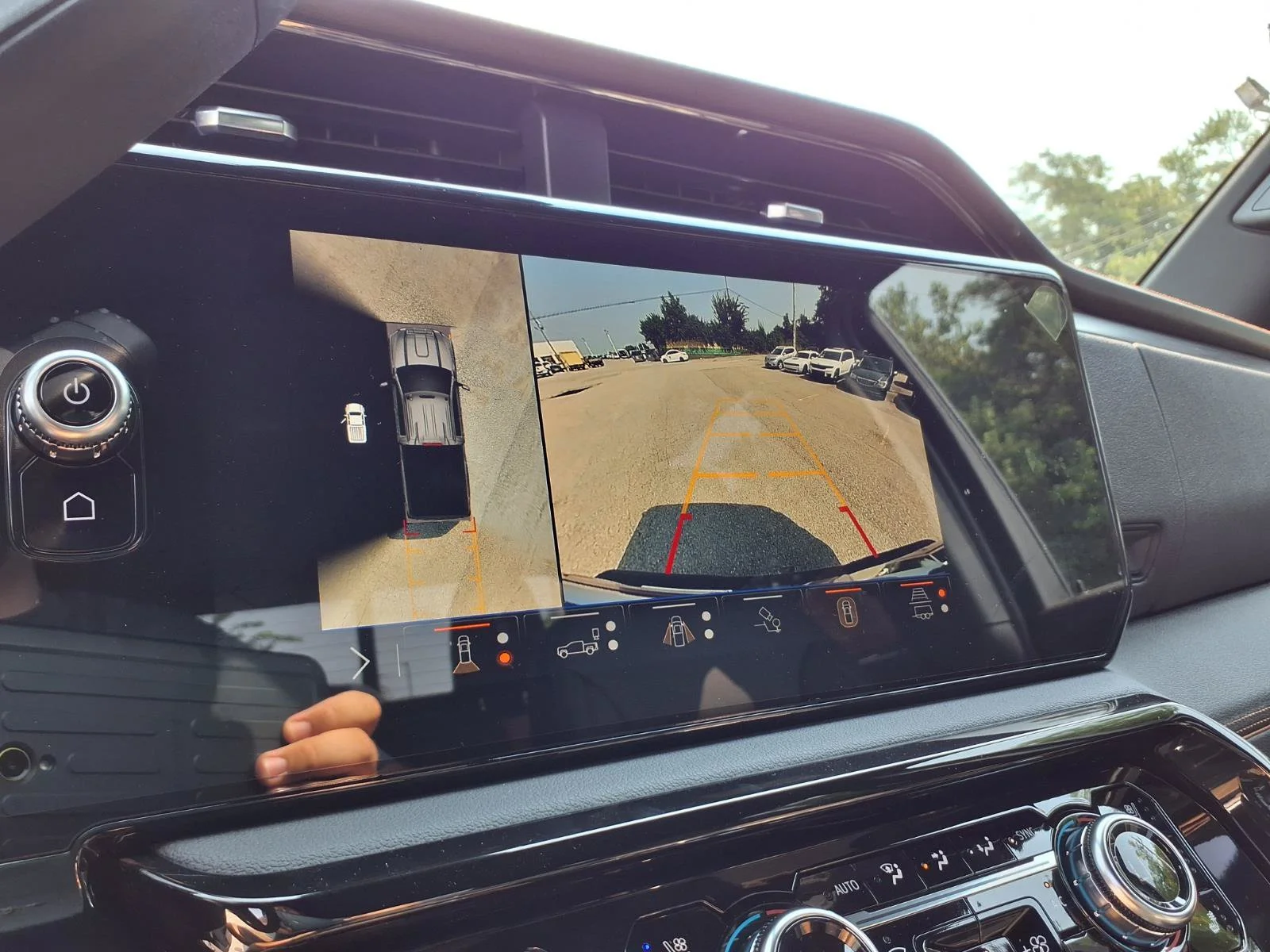 New 2026 Onyx Black GMC AT4 image 17