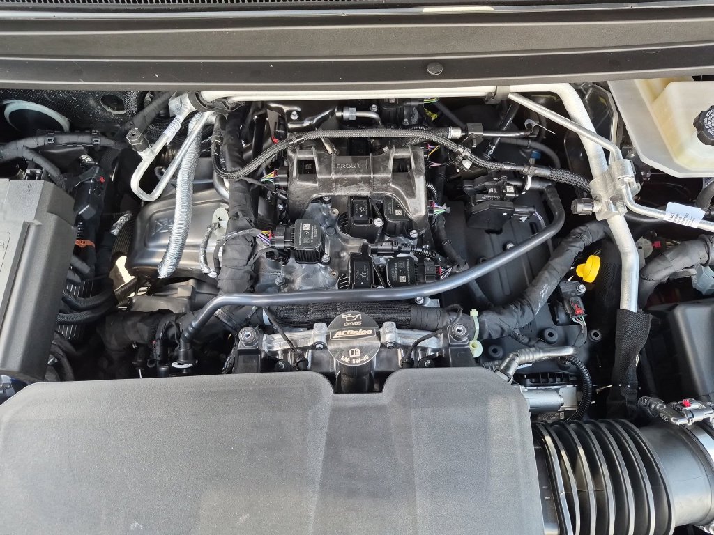 2026 Chevrolet Colorado ZR2 - Photo 13