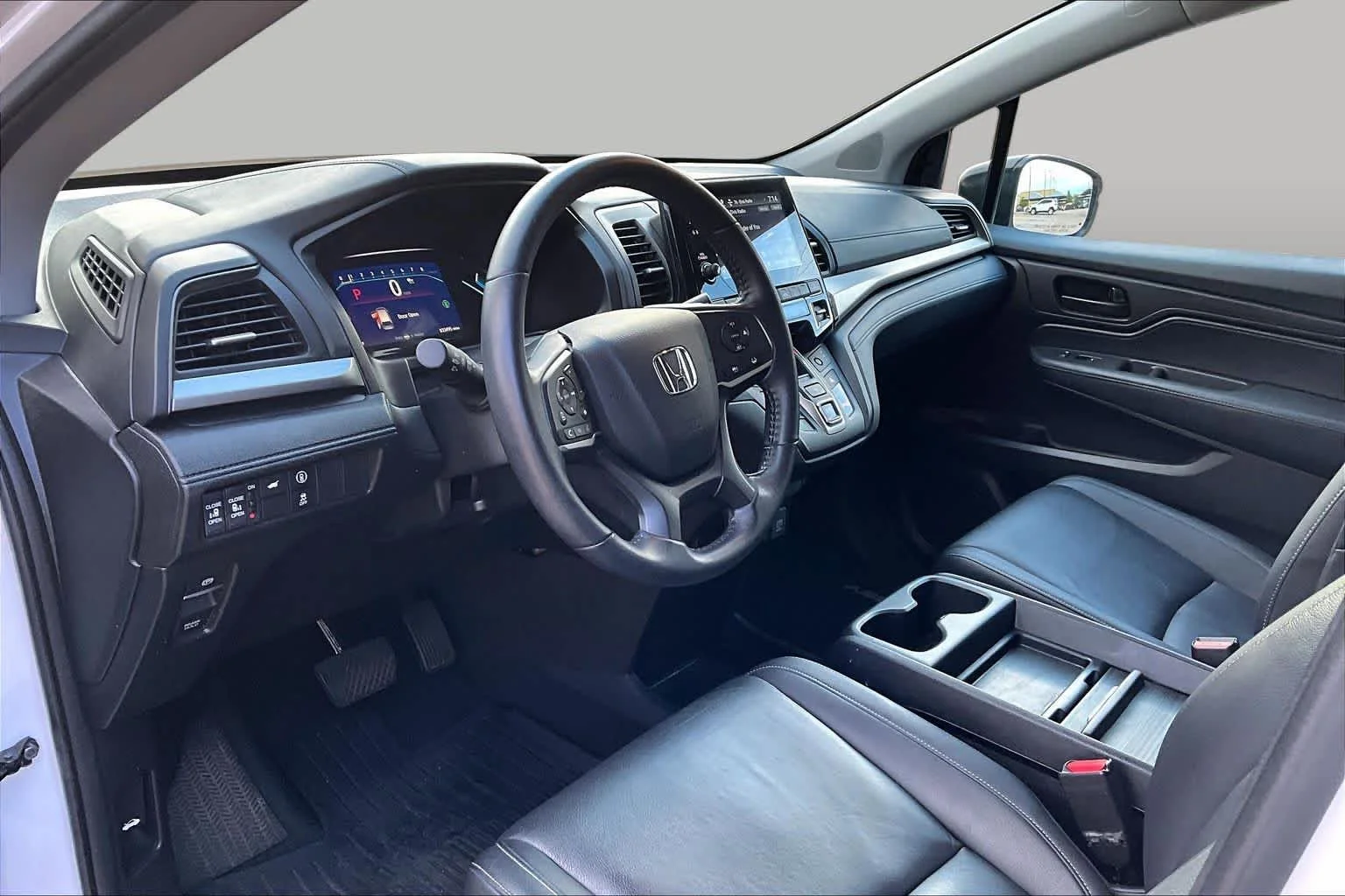 Used 2024 Platinum White Pearl Honda EX-L image 16
