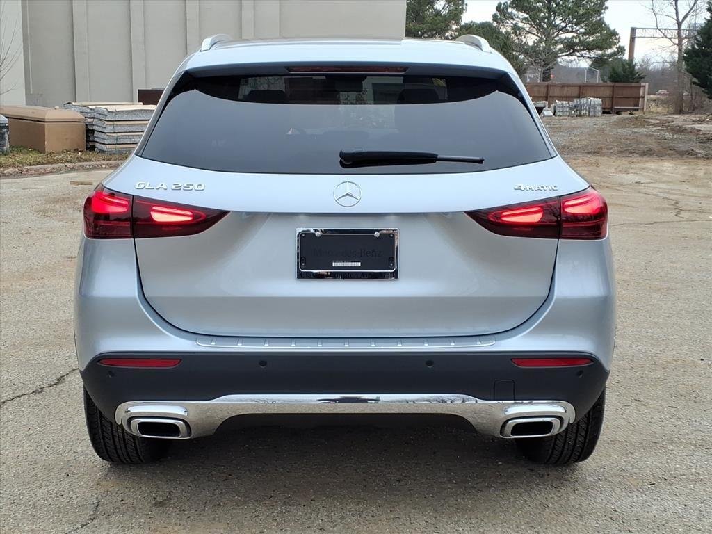 Used 2026 Cirrus Silver Metallic Mercedes-Benz GLA 250 image 8