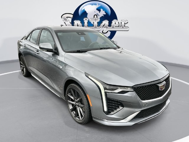 2022 Cadillac CT4