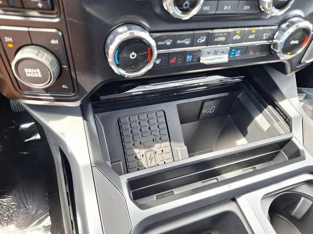 New 2026 Avalanche Ford F-350® Lariat® image 27