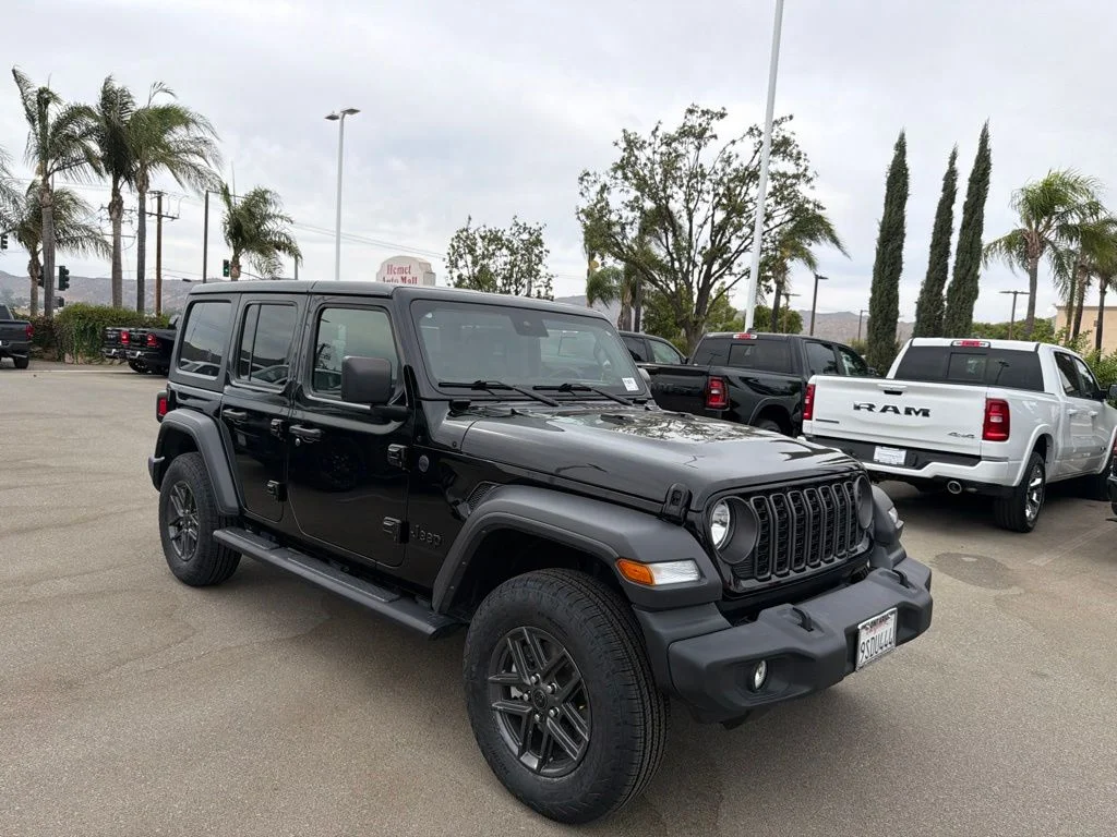 Used 2025 Black Jeep Sport S image 1