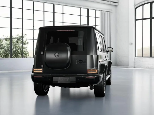 New 2027 MANUFAKTUR Night Black Magno Mercedes-Benz G 580 image 23