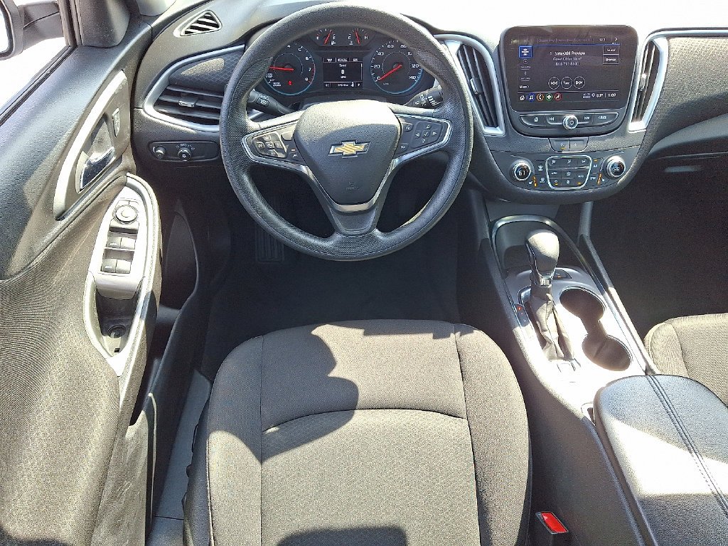 Used 2024 White Chevrolet LT image 12