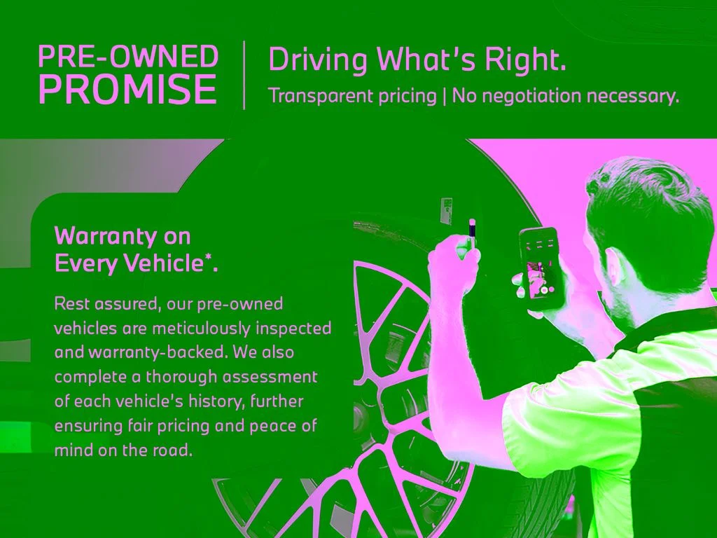 Used 2024 White Land Rover Dynamic SE image 18
