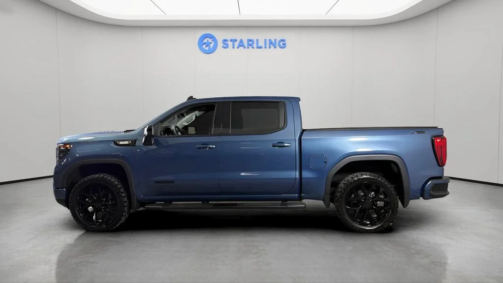 Used 2026 Downpour Metallic GMC Elevation image 4
