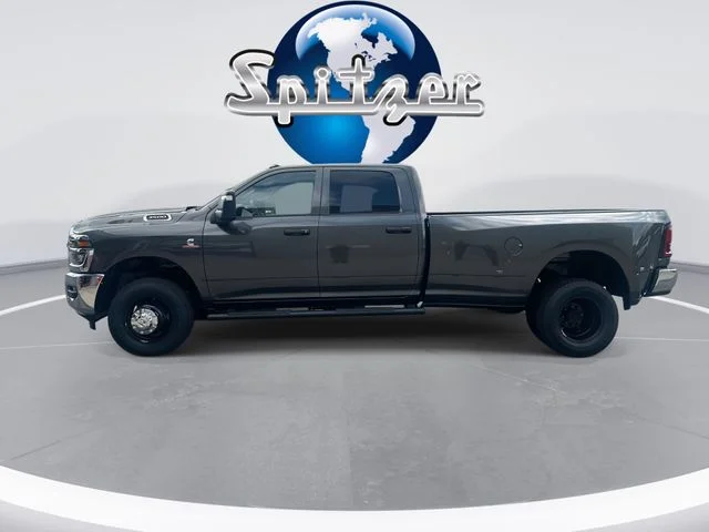 New 2026 Granite Crystal Metallic Clear-Coat Exterior Paint RAM Tradesman image 6