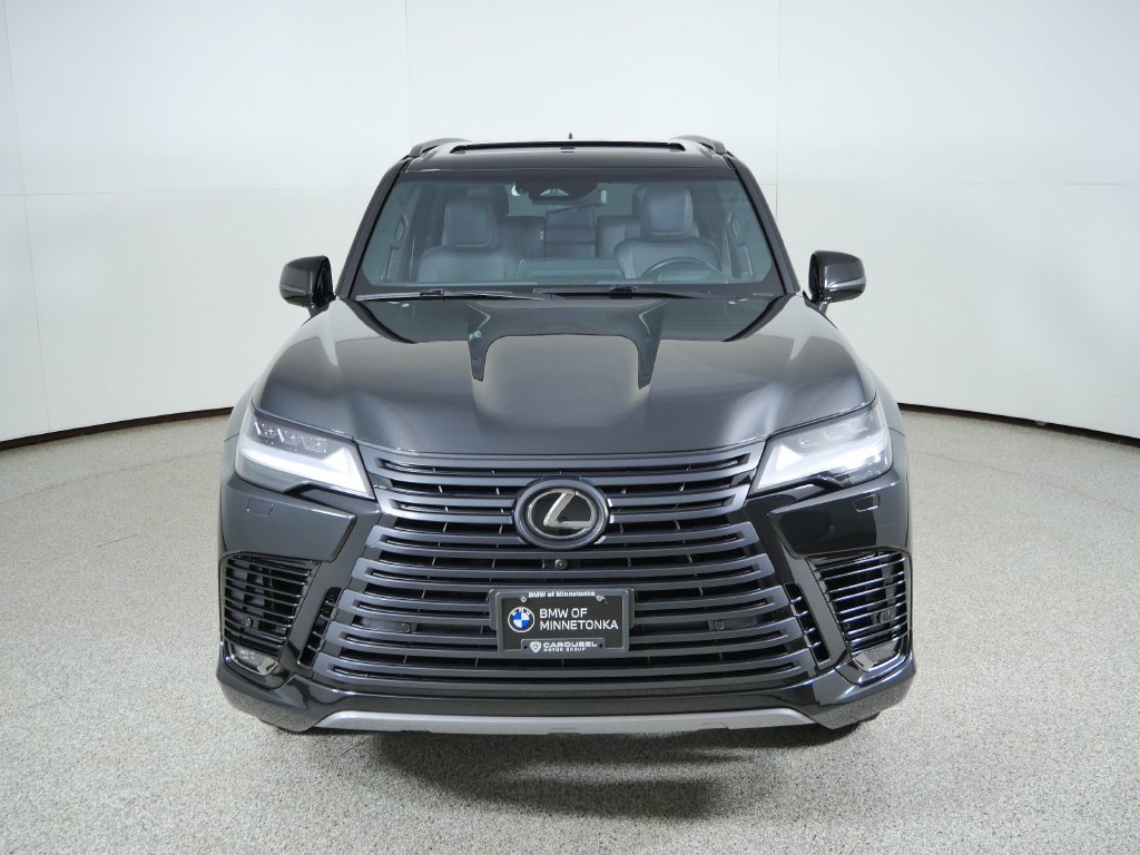 Used 2025 Black Lexus 600 Luxury image 16