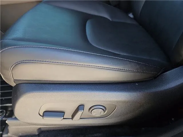 Used 2025 Deep Chroma Blue KIA EX Passenger image 17