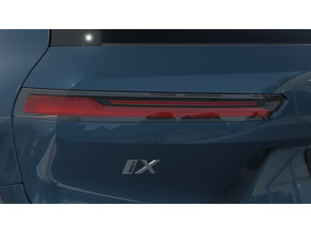 2026 BMW iX 45 - Photo 8