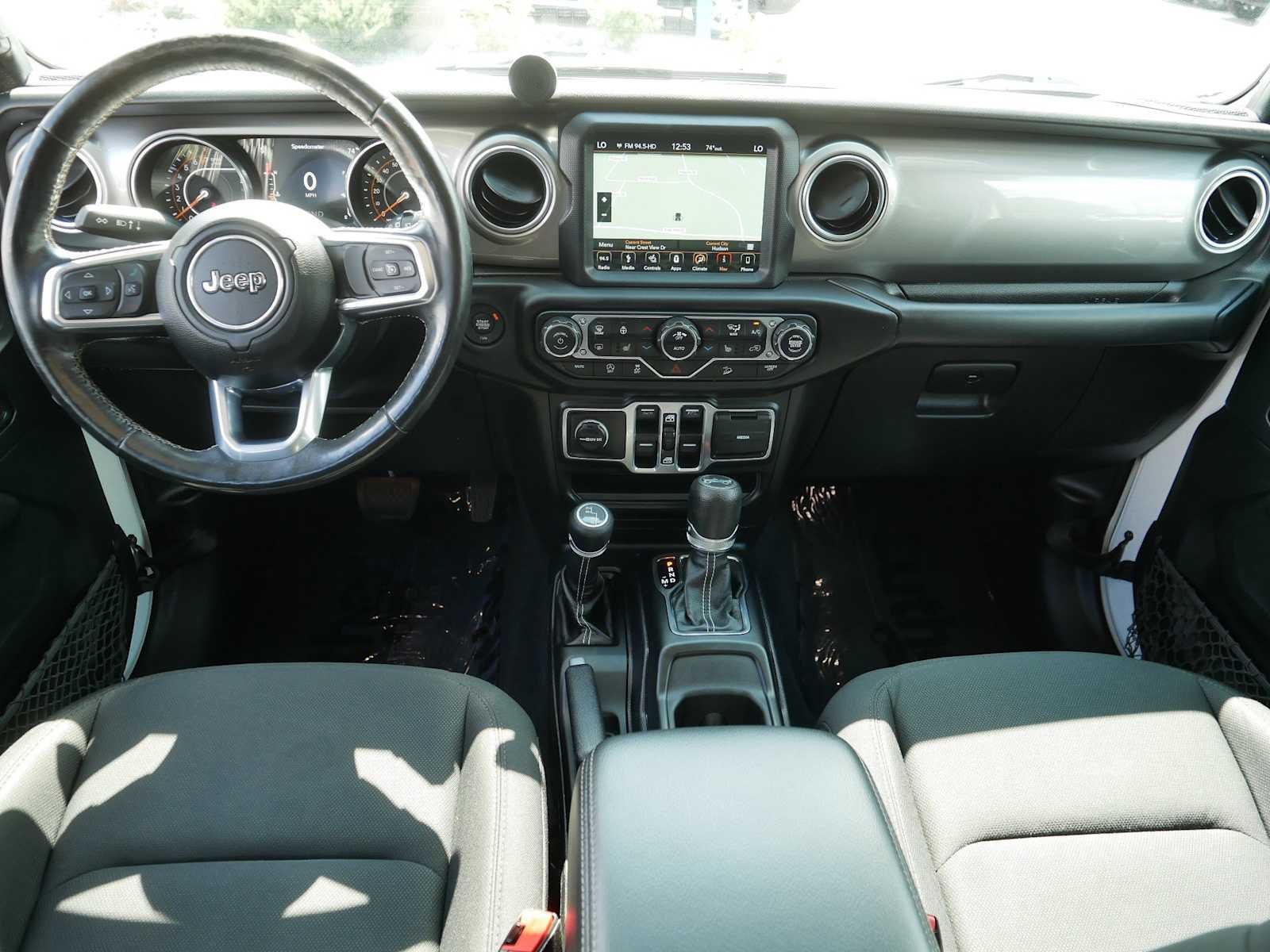 Used 2018 Bright White Jeep Sahara image 10