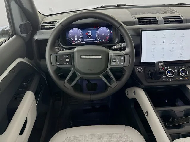 New 2026 Fuji White Land Rover X-Dynamic SE image 25