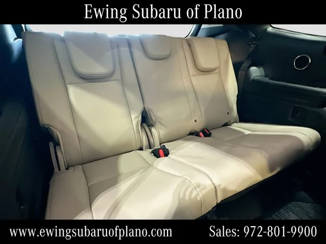 Used 2027 White Subaru Limited image 29