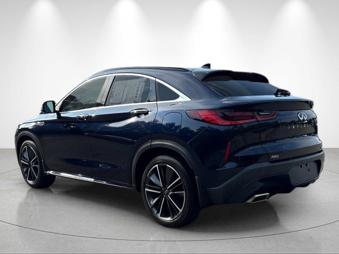 Used 2023 Hermosa Blue INFINITI ESSENTIAL image 3
