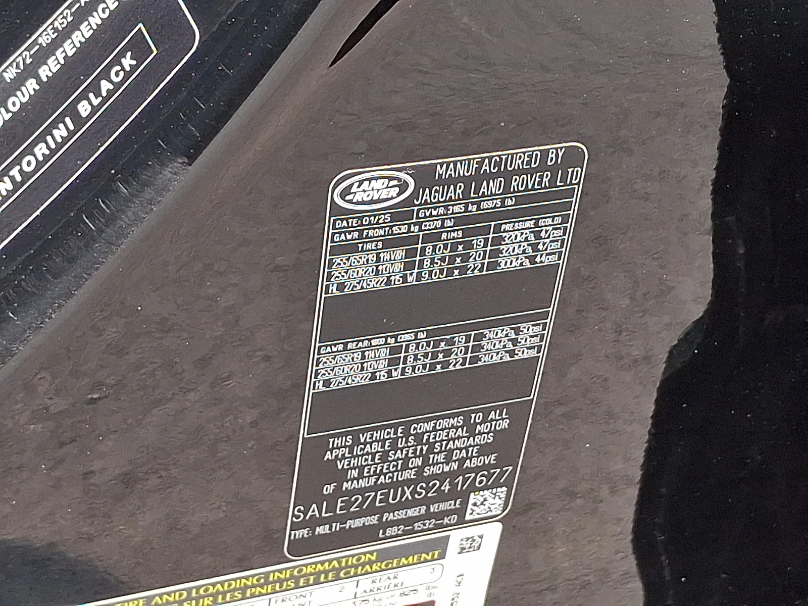 Certified Used 2025 Santorini Black Metallic - 1AG Land Rover 110 P400 X-Dynamic SE image 27