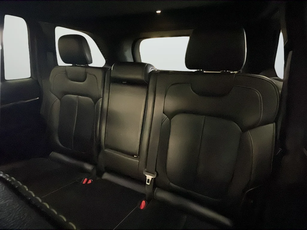 Used 2024 White Jeep 4xe image 41