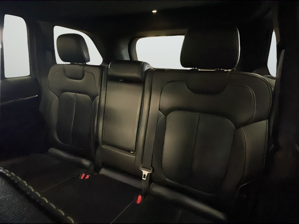 Used 2024 White Jeep 4xe image 41