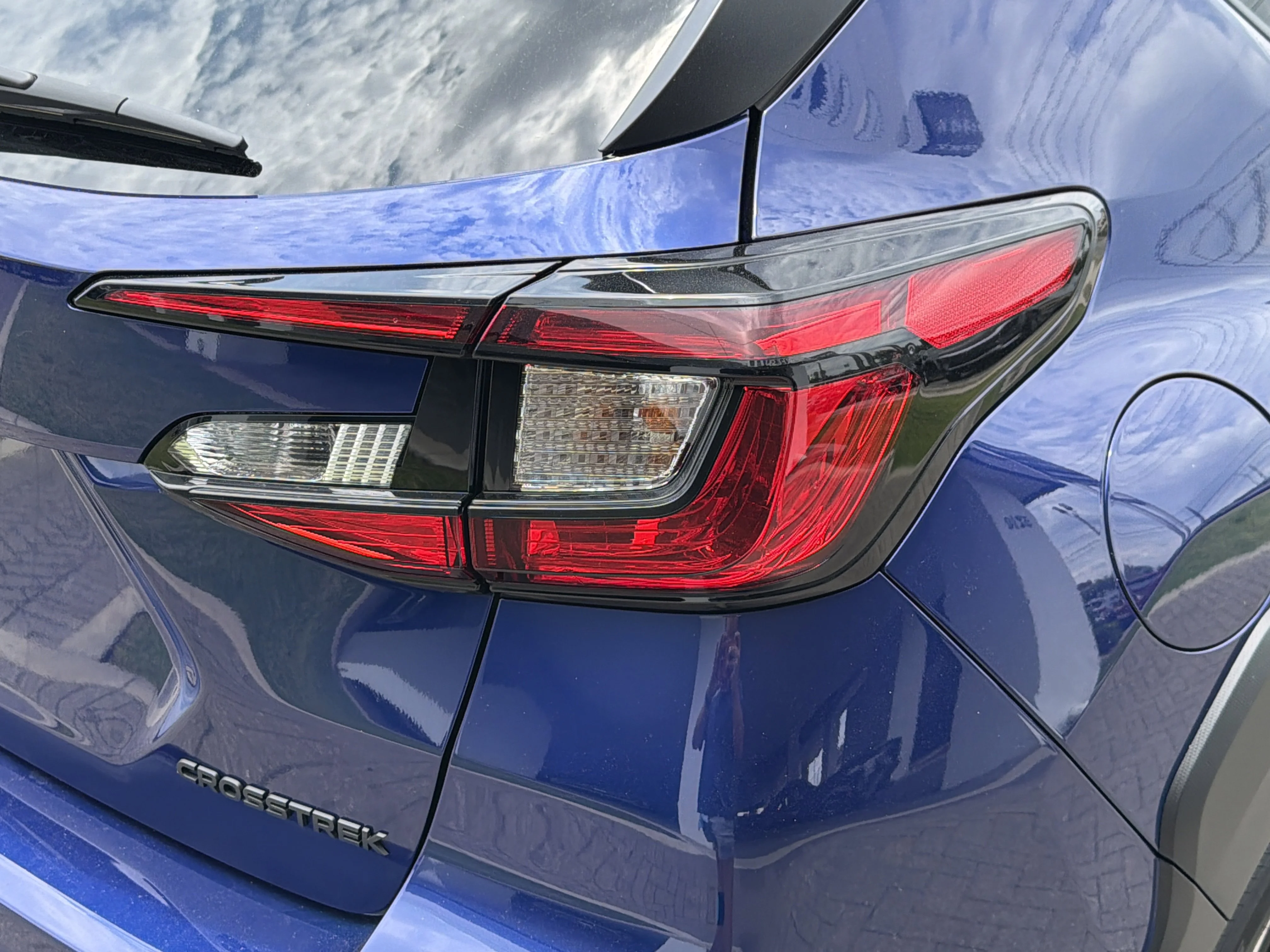 New 2026 SAPPHIRE BLUE PEARL Subaru Limited image 9