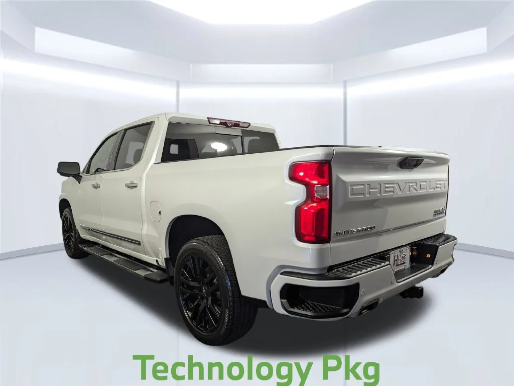Used 2024 Beige Chevrolet High Country image 17