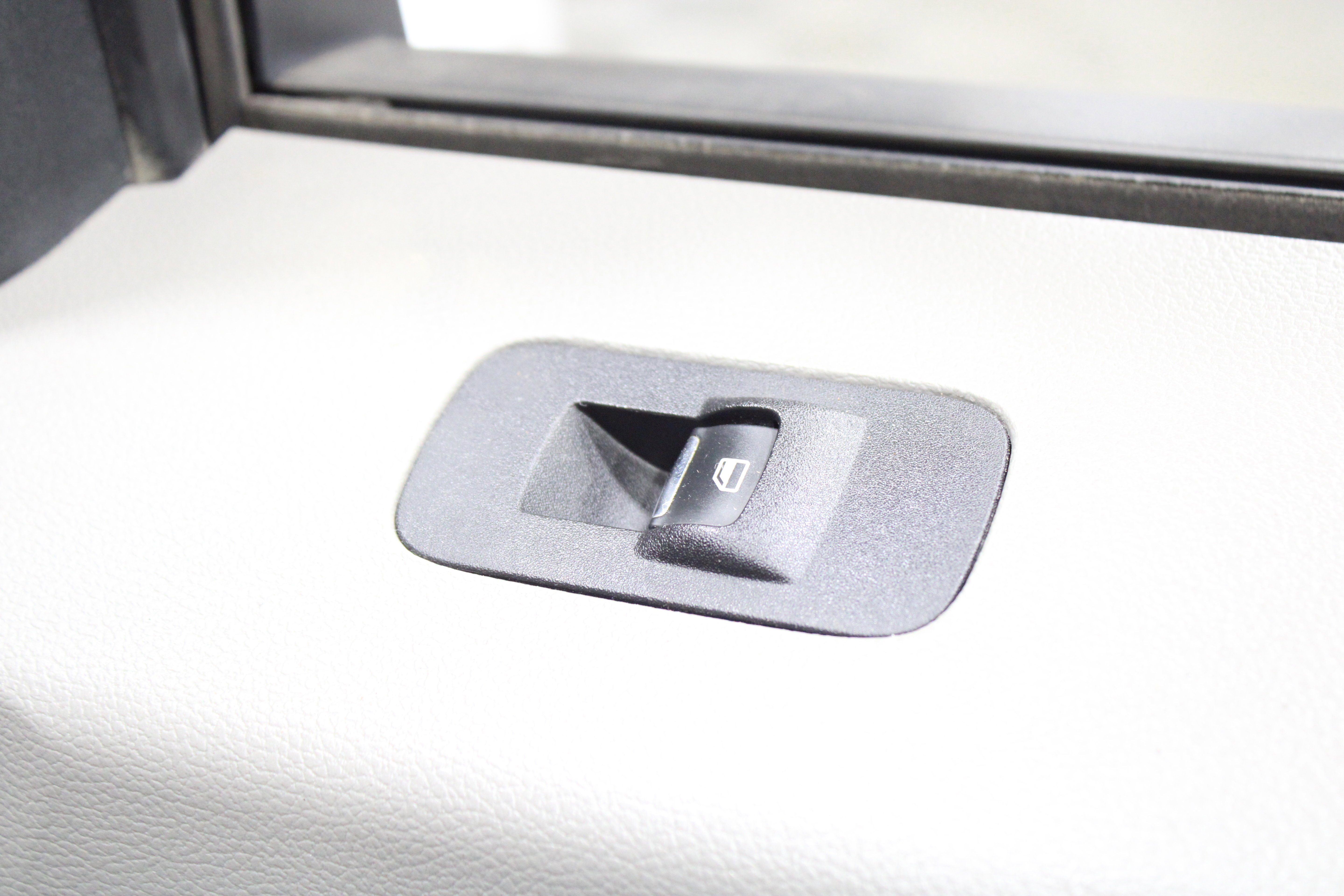 2020 Ford F-350 Super Duty Chassis Cab XL - Photo 22