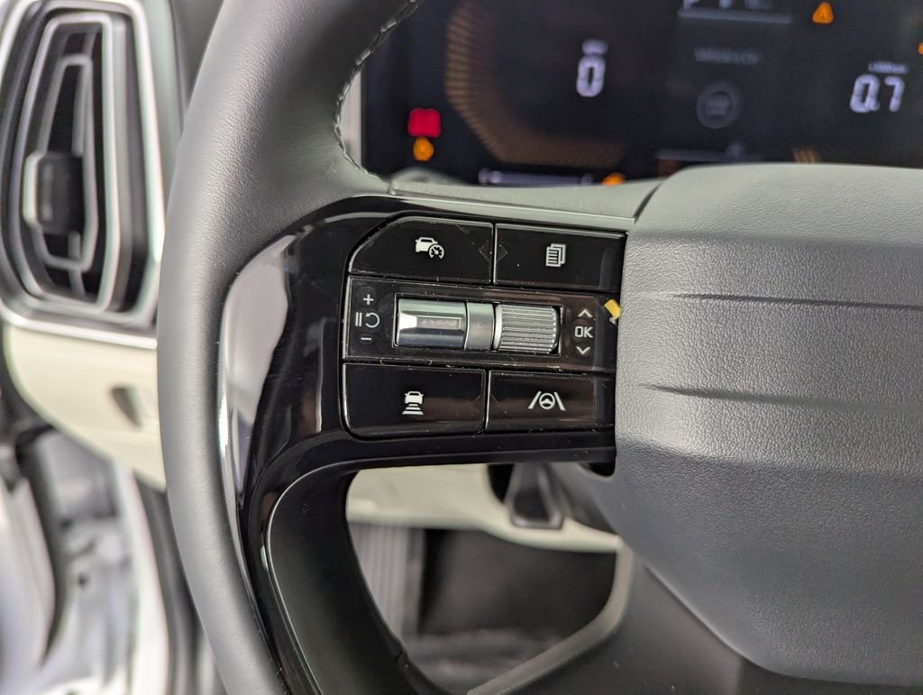 New 2026 Glacial White Pearl Kia S image 22