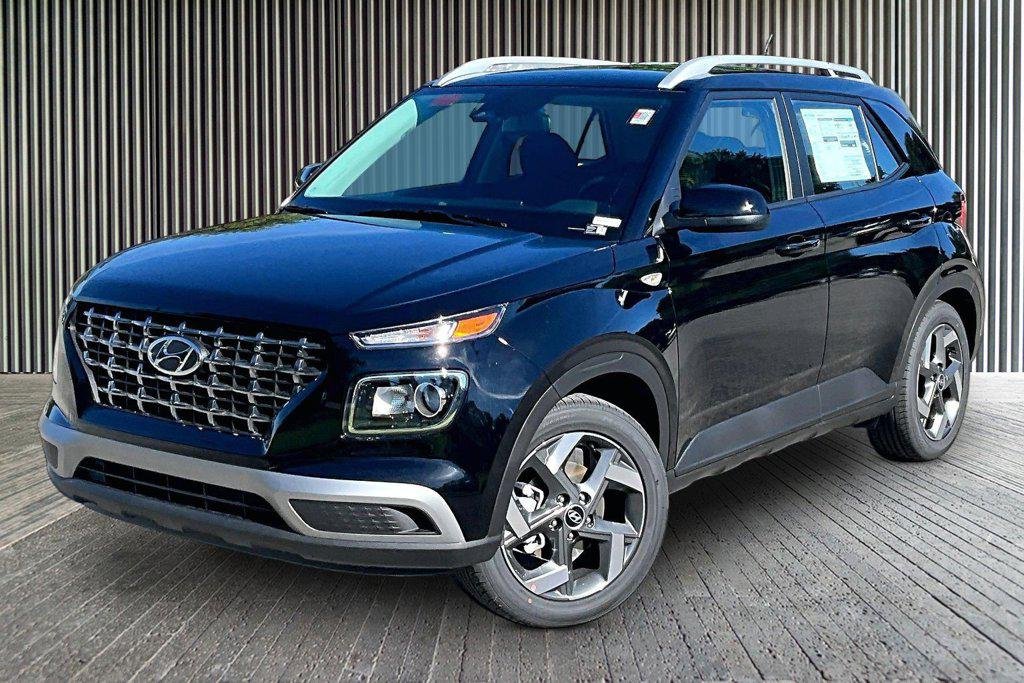 New 2026 Onyx Black Hyundai SEL image 2