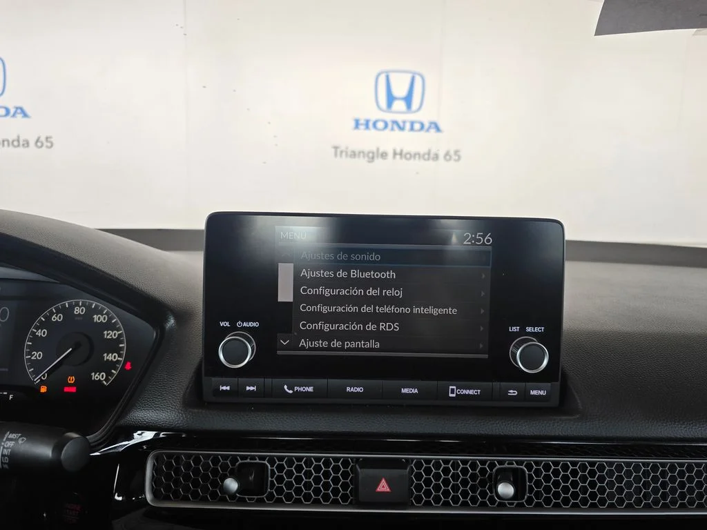 Used 2024  Honda LX image 17