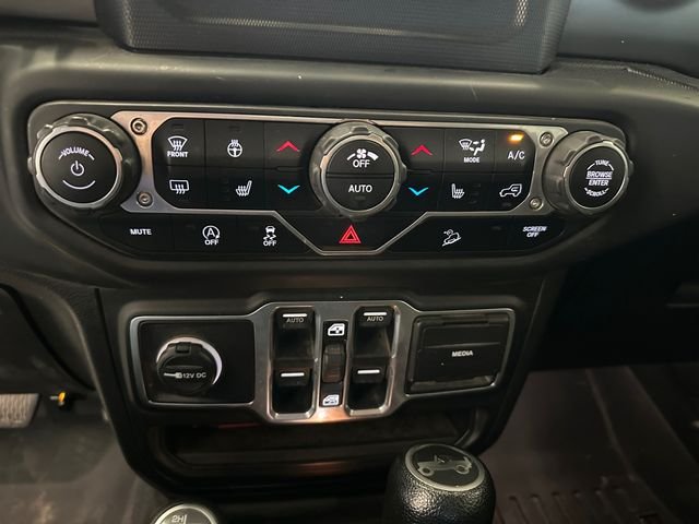 Used 2018 Blue Jeep Unlimited Sport S image 28