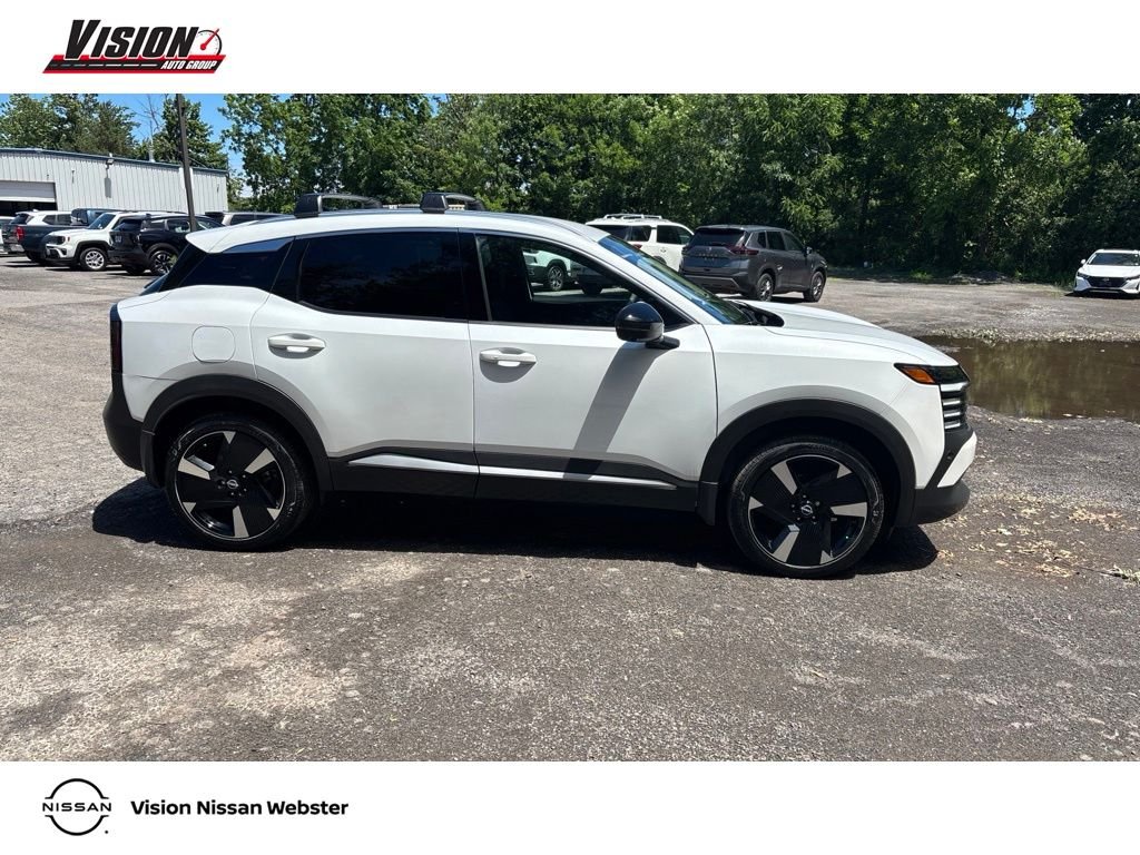 New 2026 White Nissan SR image 5