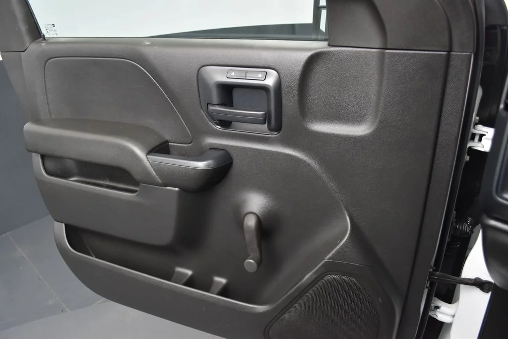 Used 2015 Summit White Chevrolet Work Truck image 10