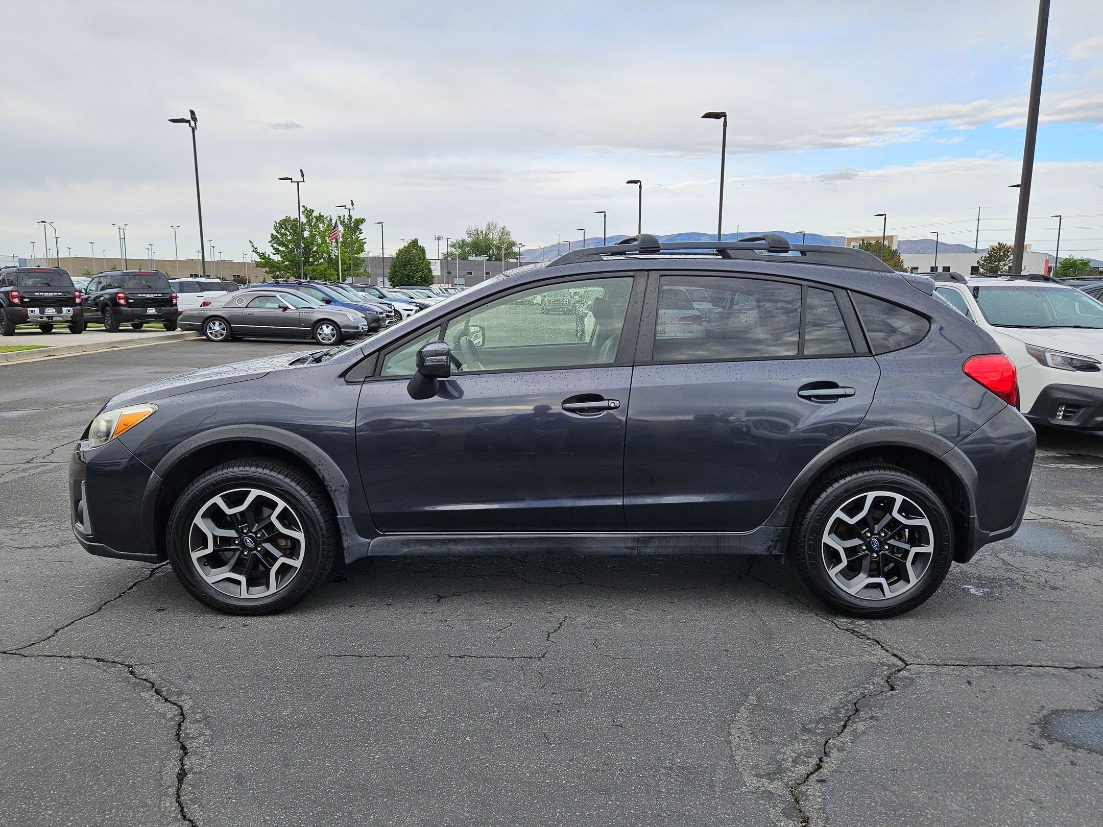 Used 2017 Dark Gray Metallic Subaru Limited image 7