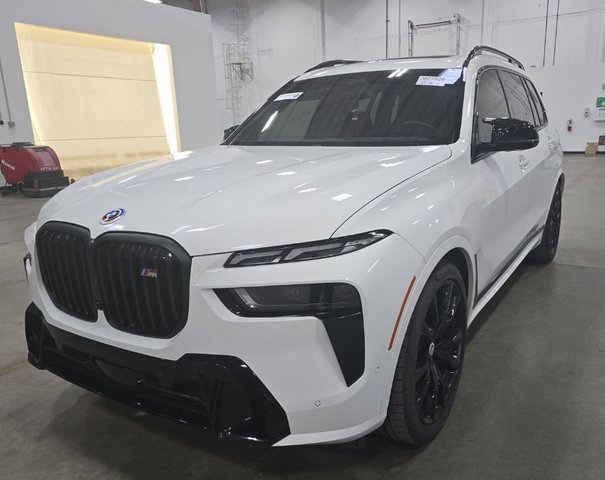 2023 BMW X7 M60i