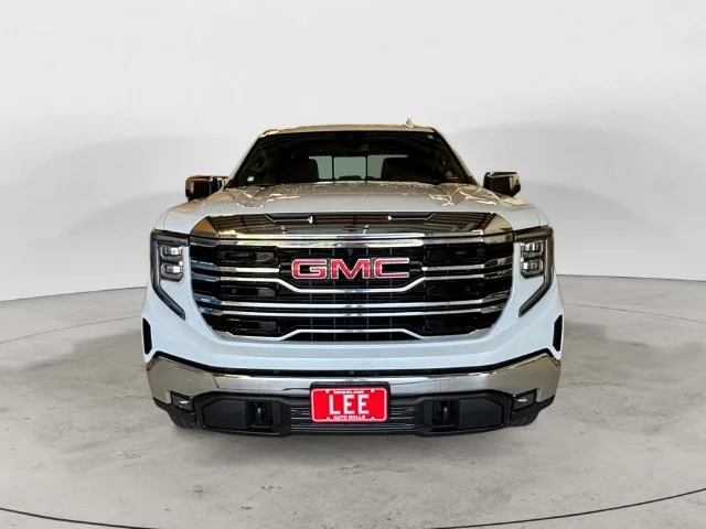 New 2026 White GMC SLT image 9