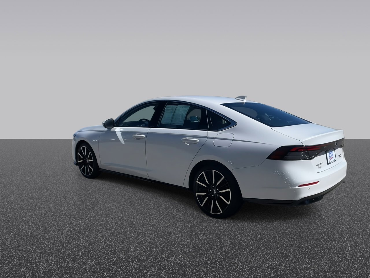 2024 Honda Accord Hybrid Touring - Photo 6