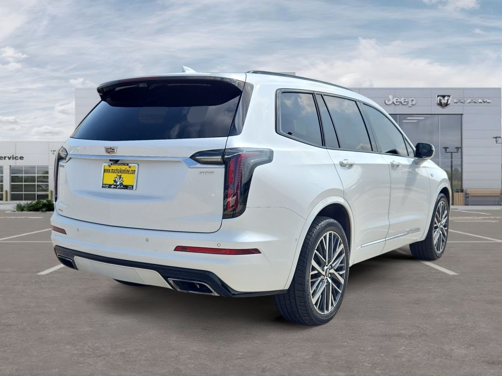 Used 2023 White Cadillac Sport image 5