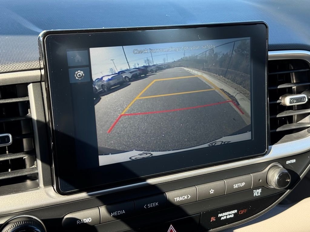 Used 2026 White Hyundai SEL image 4