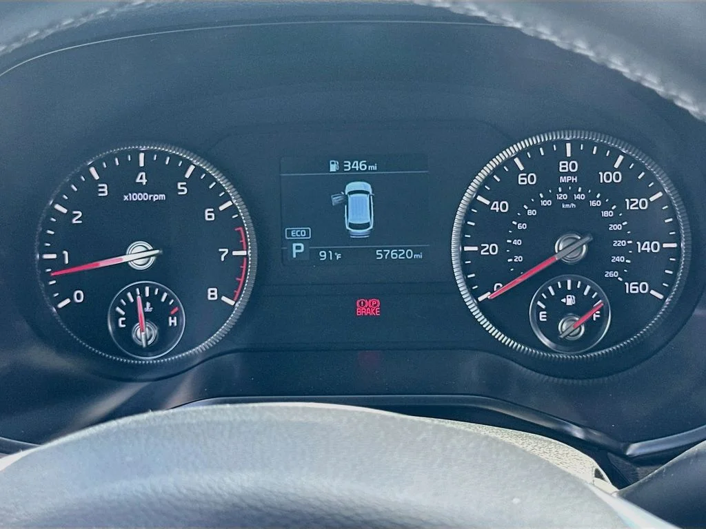 Certified Used 2022 Green Kia EX image 12