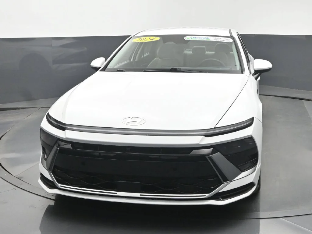 Certified Used 2024 White Hyundai SEL image 6