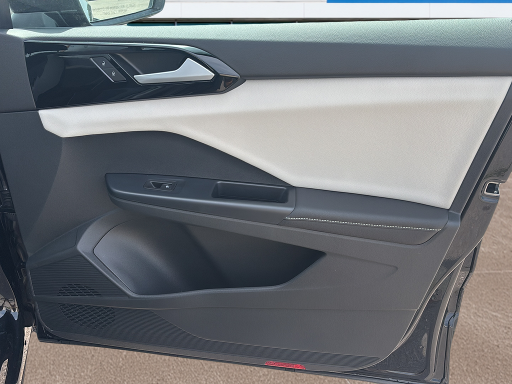 New 2026 Black Volkswagen 1.5T S image 10