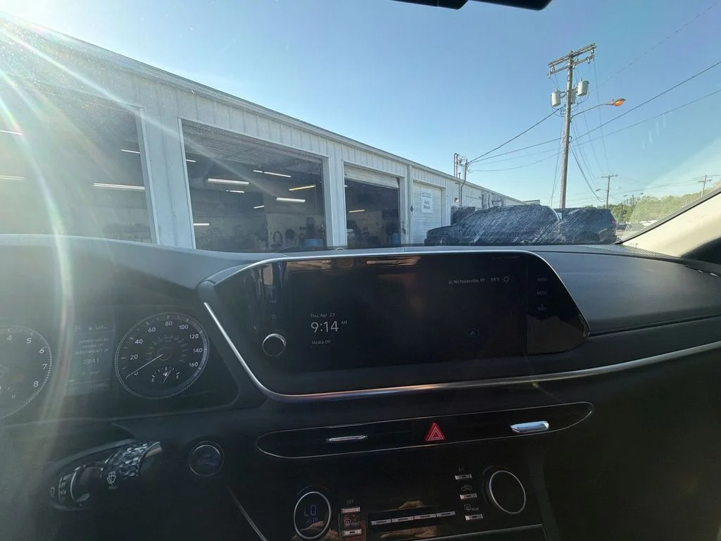 Used 2023 Red Hyundai SEL image 16