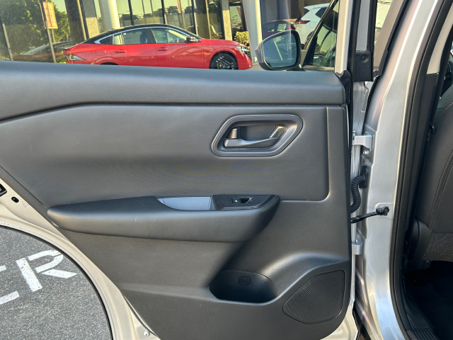 Used 2024 Silver Nissan S image 35