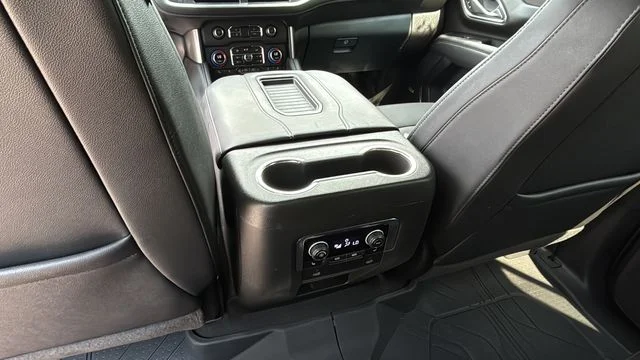 Used 2023 Gray Chevrolet Z71 image 20