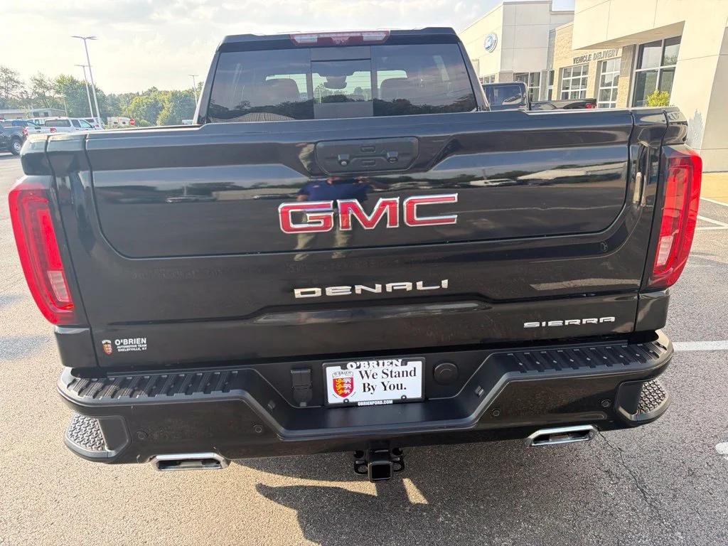 Used 2022 Onyx Black GMC Denali image 4